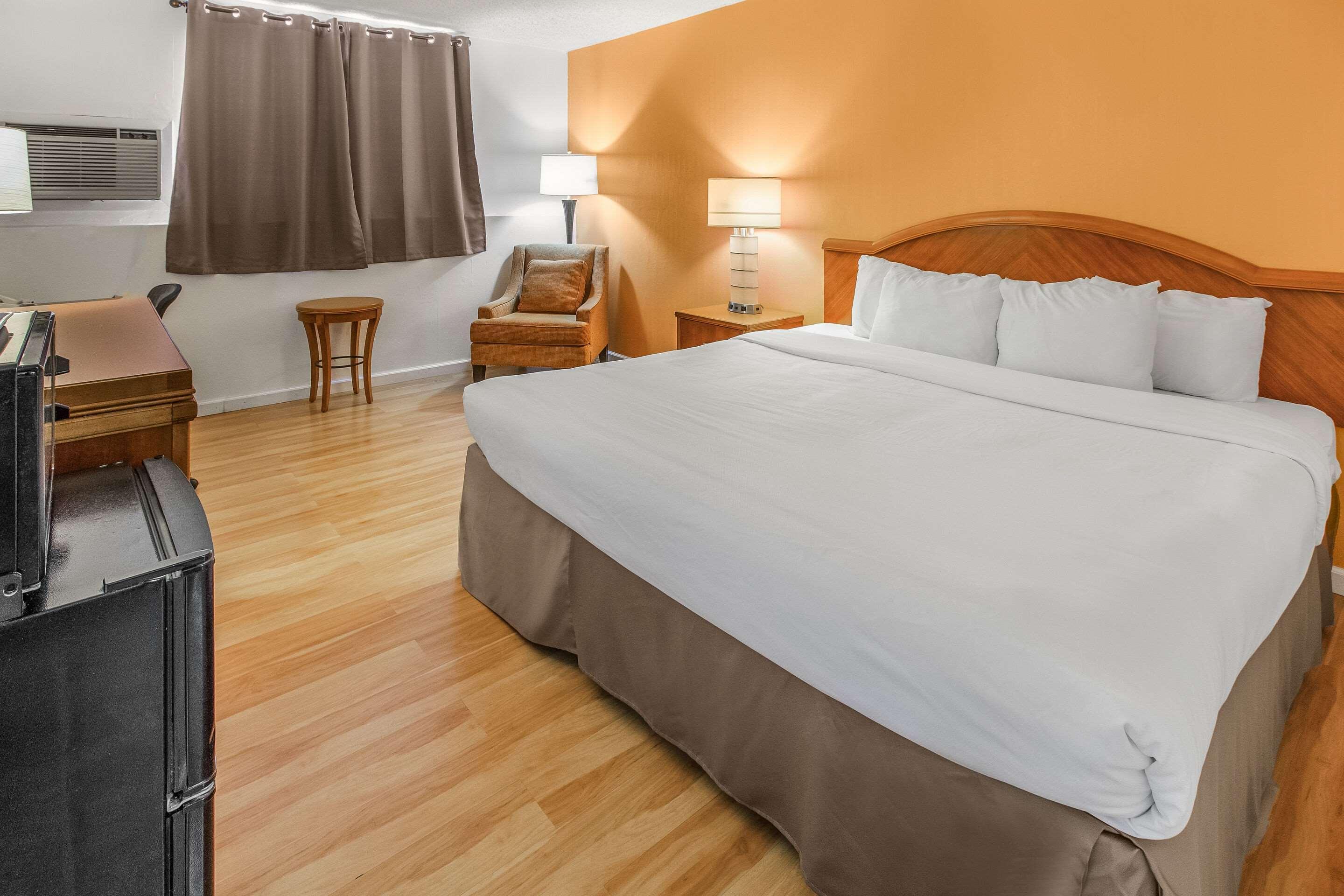 Econo Lodge Alliance Exteriör bild